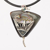 Колие авторско сребро рог седеф