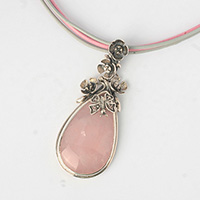 Сребърен медальон със светъл цитрин