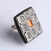 Пръстен сребро кехлибар спирали